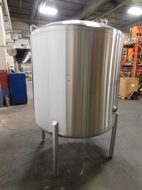 465 gallon Walker, 304 Stainless Steel tank, 15 BBL, coned top & bottom, 16" x 20" manway, CIP spray ball, 14 - Image 4