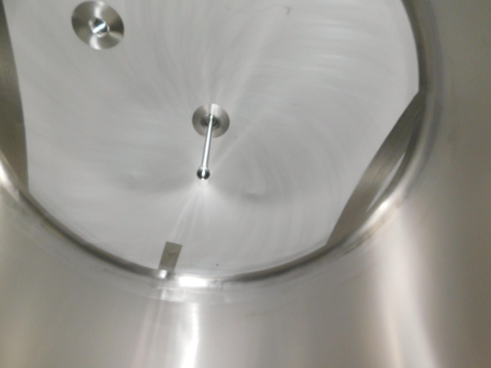 465 gallon Walker, 304 Stainless Steel tank, 15 BBL, coned top & bottom, 16" x 20" manway, CIP spray ball, 14 - Image 9