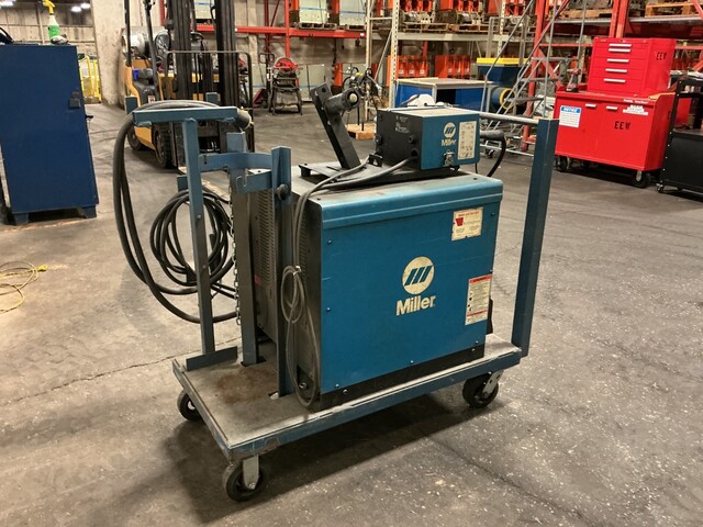 Miller #CP-302, CV/DC welding power source, 300 A. output, 32 V., 200/230/460 V., 3 Ph., 60 Hz., 12.3 KW - Image 3