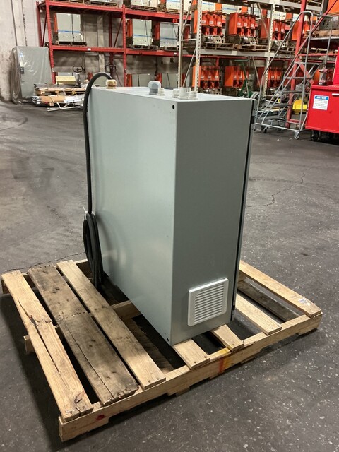 Allen-Bradley #CSD363012, control panel w/ 25B-D4P0N104 drive, 2 HP, 380-480 Volts 3 phase input, 0-500 Hz. - Image 7