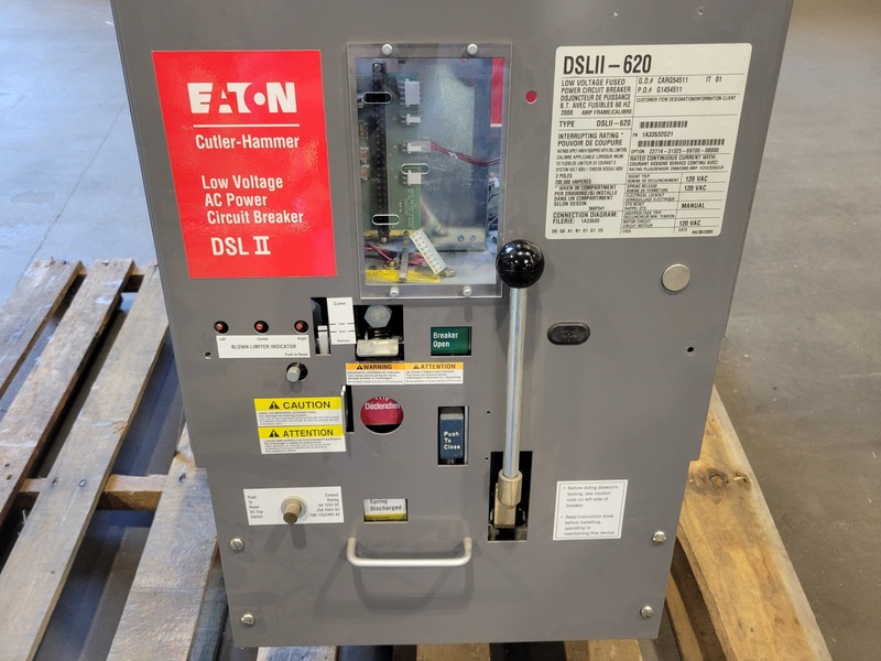 2000 Amps, Cutler-Hammer, DSLII-620, Drawout Air Circuit Breaker, 600 Volts, 3 pole, manual stored energy - Image 1