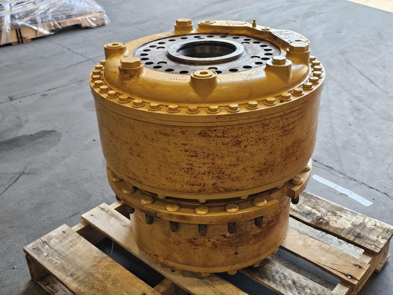 Caterpillar #217-6290, Wheel Group, final drive & brake, left hand - Image 3