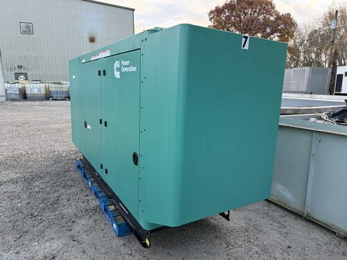 150 KW Cummins #C150-N6, natural gas generator set, 277/480V., 60 Hz, 1800 RPM, QSJ8.9G engine, 2196 hours - Image 2