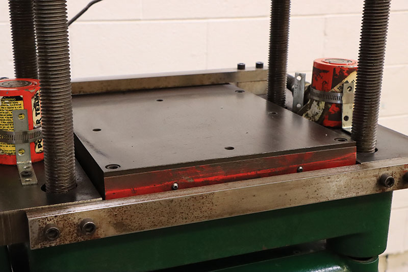 30 Ton, Carver #2629, hydraulic press, 10" stroke - Image 4