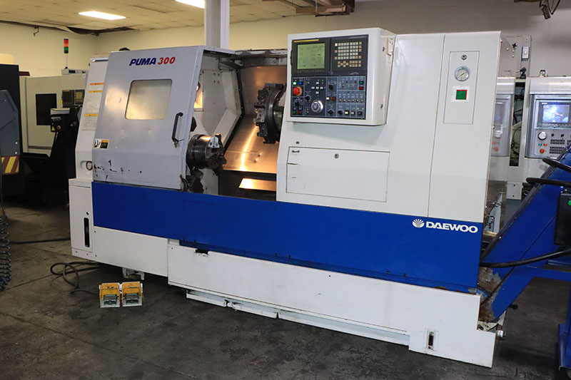 23" x 25.5" Daewoo Doosan #Puma-00B, CNC Lathe, Fanuc 21iT, 10" chuck, Tlstck, Chip Conv. - Image 2