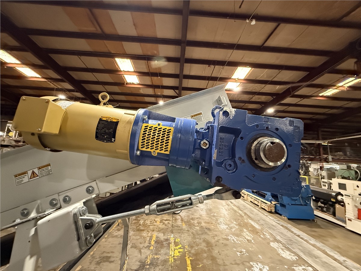 60" Wide x 22' Long Vecoplan, Cleated Conveyor, 3" High Cleats, 106" Discharge Height, 5 HP, 230/460 V., 2022 - Image 3