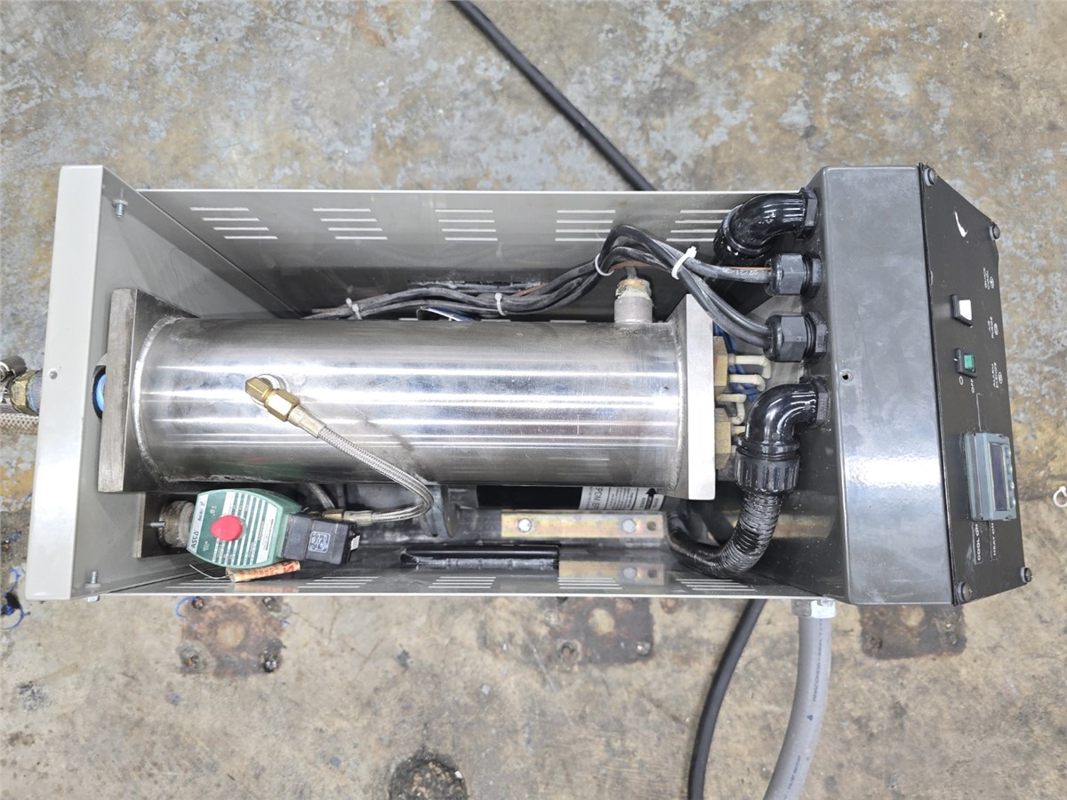 9 KW Sterling #M75, Water Temperature Control Unit, 150 PSI, 0.75 HP Pump, 480 V., 2022 - Image 5