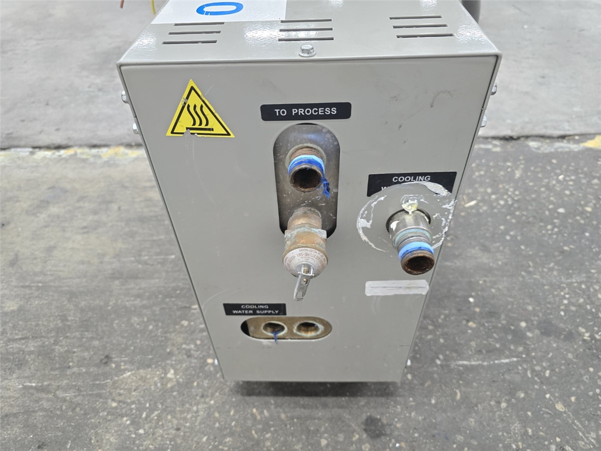 9 KW Sterling #M75, Water Temperature Control Unit, 150 PSI, 0.75 HP Pump, 480 V., 2022 - Image 7