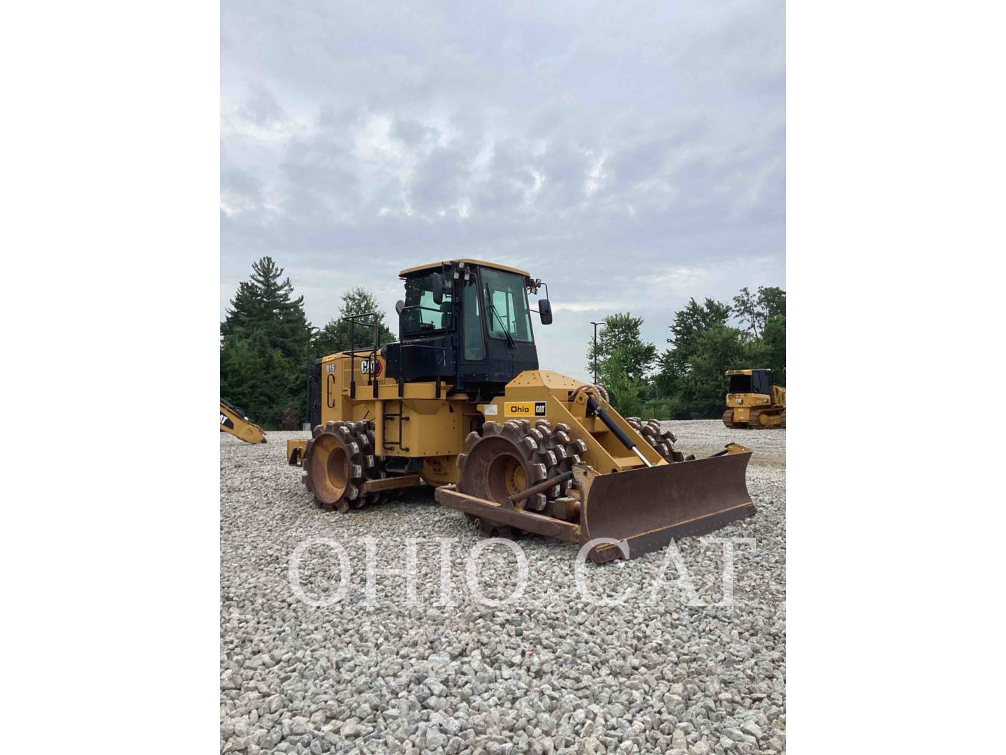 Caterpillar 815 11B, Compactor, 4311 hours, S/N: J5T00196, 2023 - Image 2