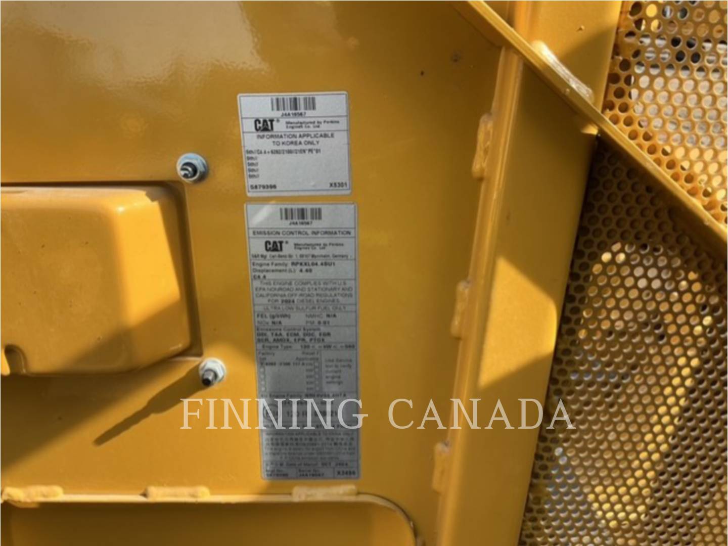 Caterpillar D4-16, 796 hours, S/N: RLT12154, 2025 - Image 8