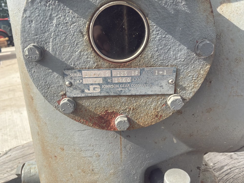 Johnson Gear Vertical Shaft - Image 4