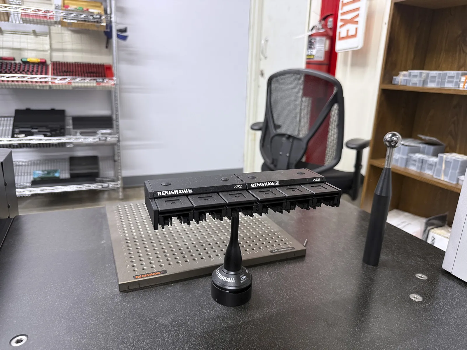 Mitutoyo #Crysta-Apex-5.7.4, Coordinate Measuring Machine, 19.68" X, 27.55" Y, 15.75" Z, 25.12" x 45.67" - Image 6