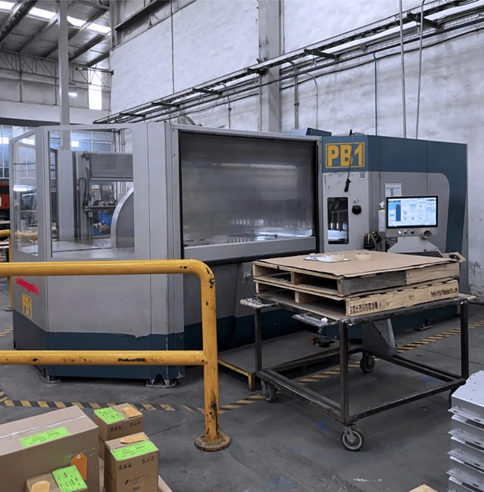 Salvagnini #P2L-2120, CNC Panel Bender, 85.8" max. bending length, 63" max. sheet width, 8" bending height - Image 3