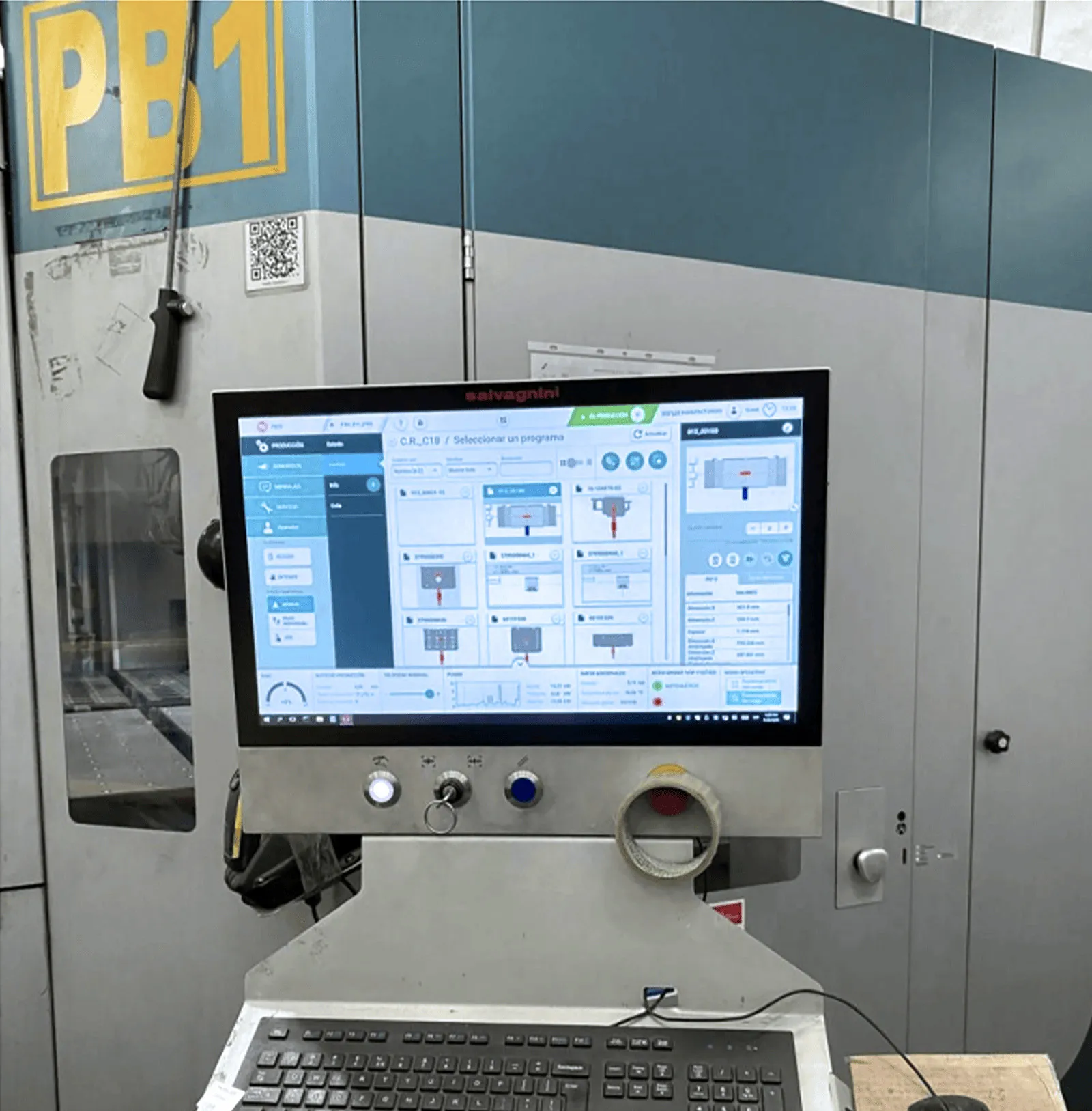 Salvagnini #P2L-2120, CNC Panel Bender, 85.8" max. bending length, 63" max. sheet width, 8" bending height - Image 4