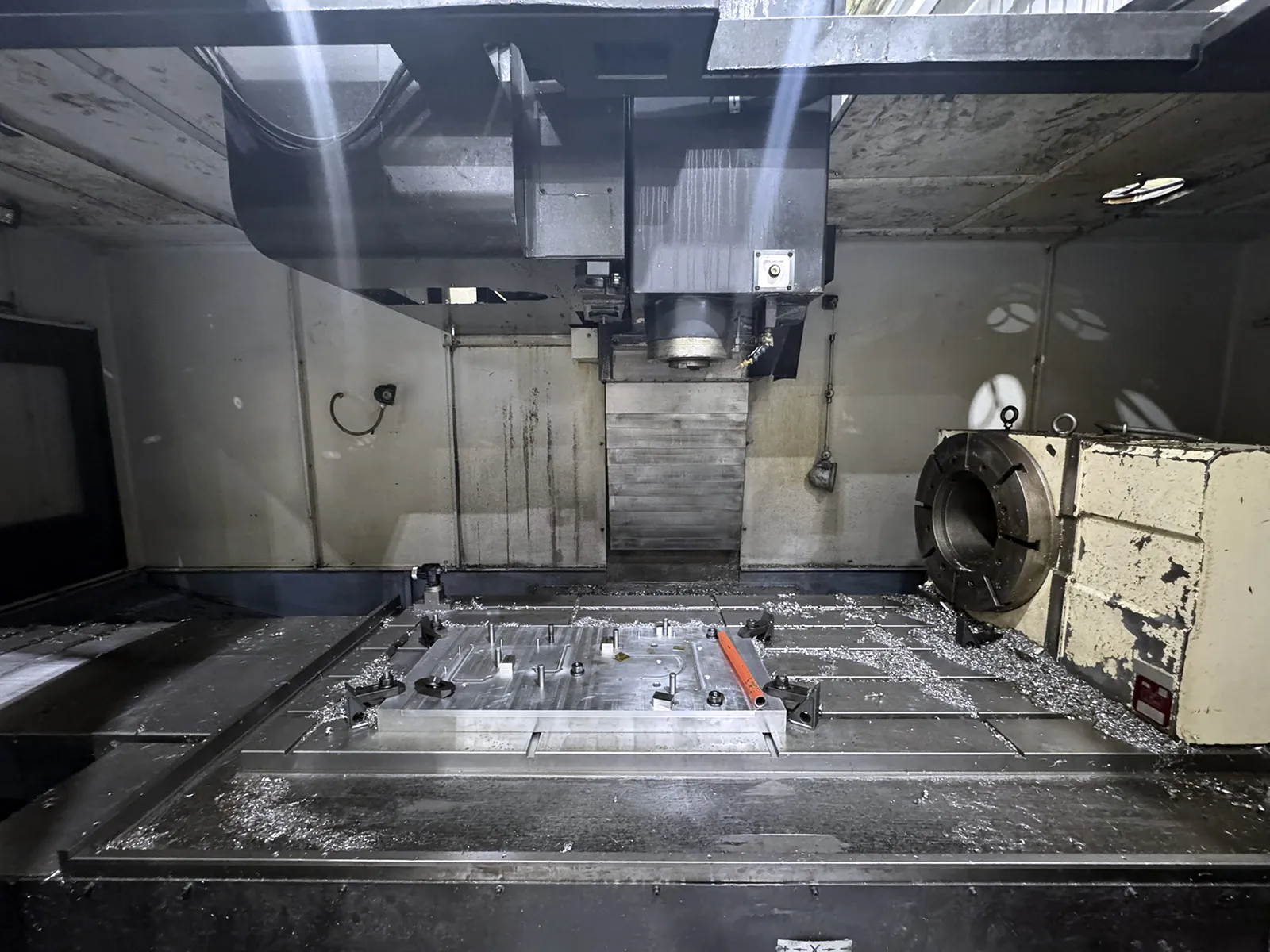 Daewoo Doosan #MV-8035, CNC Vertical Machining Center, 78.7" X, 37.7" Y, 31.4" Z, 94.5" x 35.4" table, 40 HP - Image 7