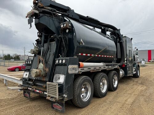 Western Star #4900SA, Vacuum Truck, Tridem (8x6), Foremost Hydrovac unit, 2018 - Image 2