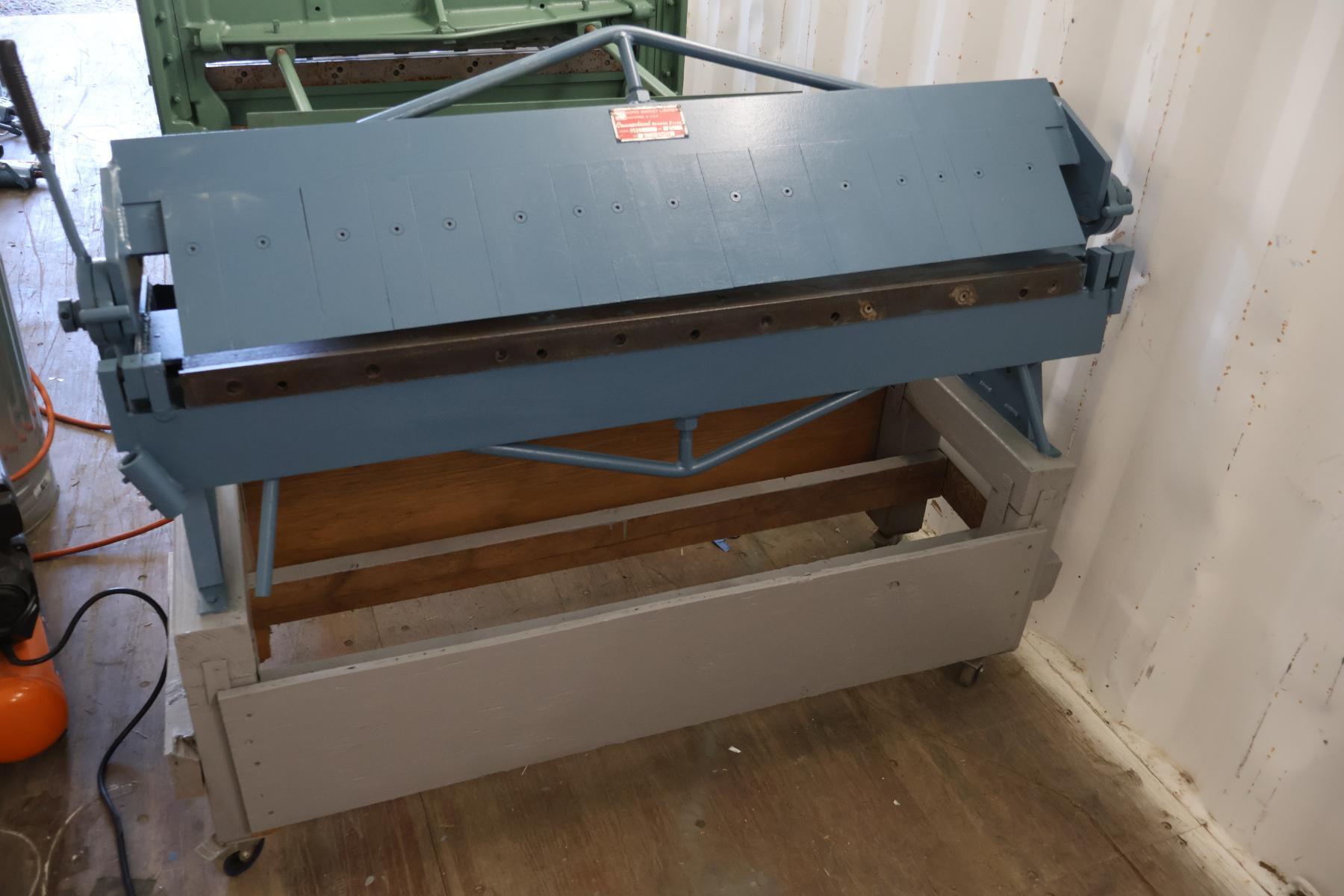 16 gauge x 4' Roper Whitney #U416, Box & Pan Finger Brake, 4" box depth, 1.25" beam lift, (16) fingers, 1993 - Image 1