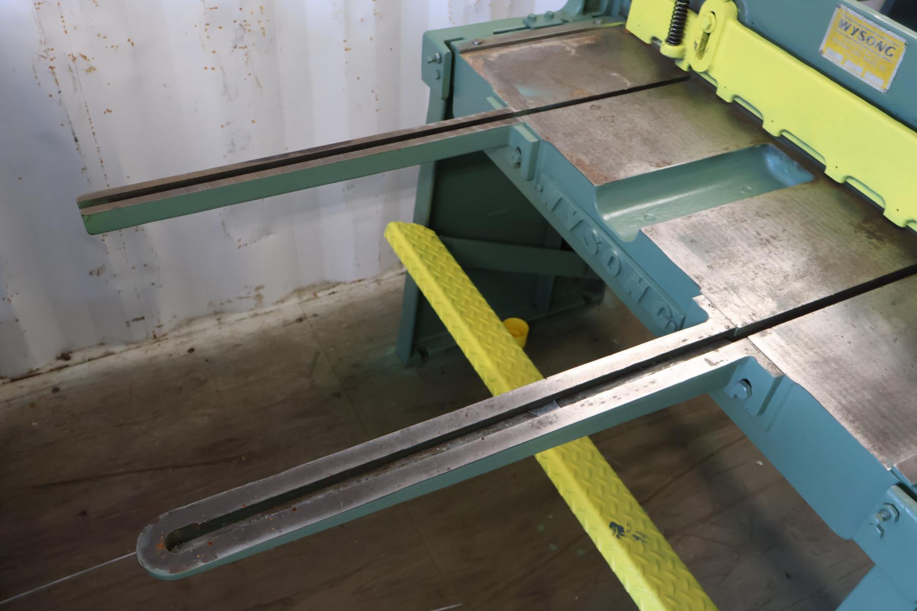 16 Wysong & Miles #1636, Stomp Shear, 26" back gauge, 14" x 36" front apron, front squaring arms, 1977 - Image 4