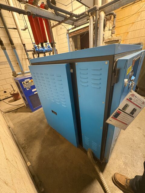 Kobelco #KNW0-B/L, Oil-Free two stage rotary screw air compressor, 50 HP - Image 4