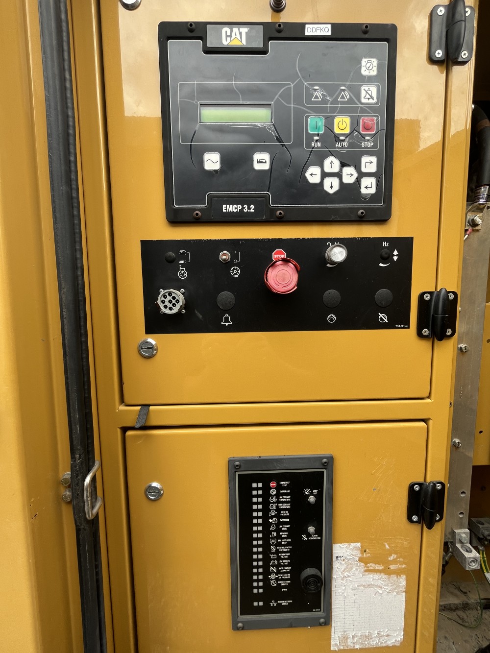 250 KW Caterpillar #C9, diesel generator set, 277/480 Volts, 1800 RPM, 550 hours, weatherproof enclosure, 400 - Image 8