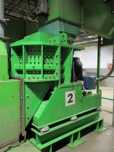 KM Key Machinery G.m.b.h. #MC1, Vertical Hammermill Grinder, 28" x 32" Housing, 250 HP, 2018 - Image 2