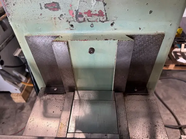 Trak #Sport-K3, CNC vertical mill, 10" x50" table, 3 HP, 32" X, 16" Y, 16" Z, 60-4200 RPM, R-8, ProtoTrak M2 - Image 10