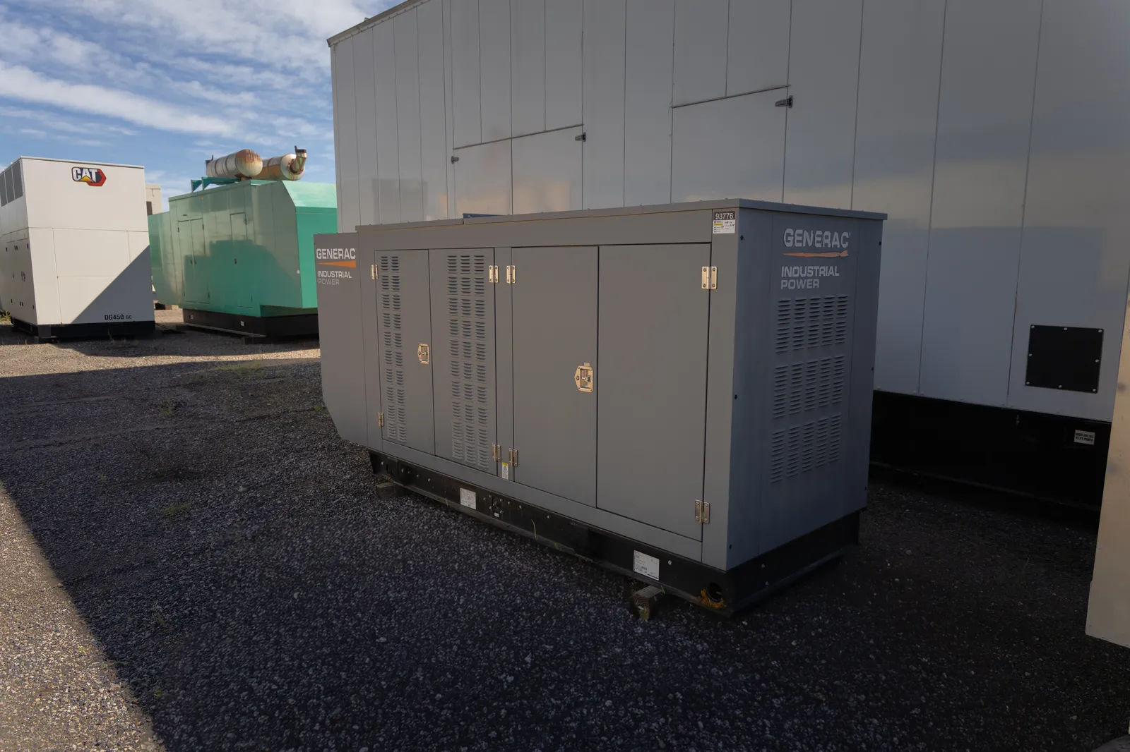 140 KW Generac #MG0150GG189.OP18GPYYE, natural gas generator set, standby, weatherproof enclosure, 120/208 - Image 1