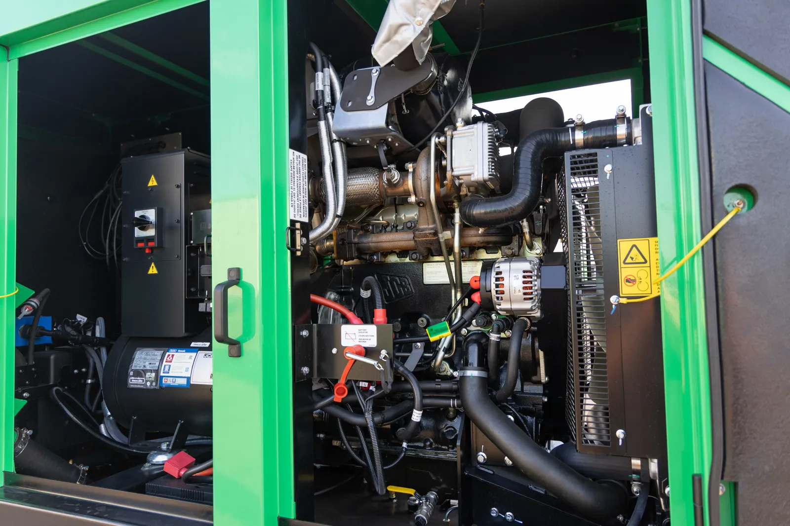 56 KW JCB #G70RST4F, diesel generator set, prime, trailer/enclosed, voltage selector switch, 3 hours, 2024 - Image 4