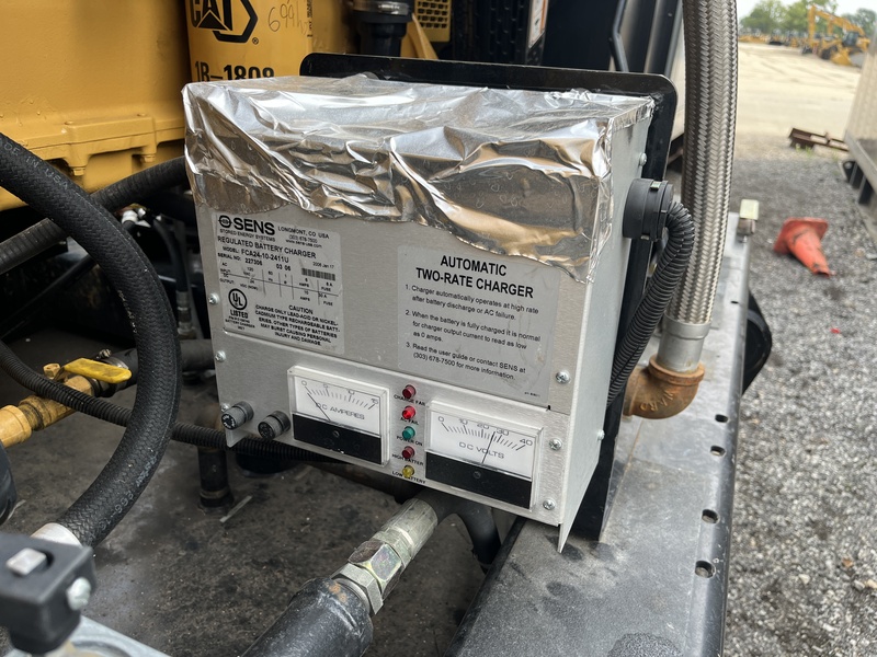 500 KW Caterpillar #3456, diesel generator set, 277/480 Volts, 700 hours, 1800 RPM, open skid, 300 gal. - Image 6