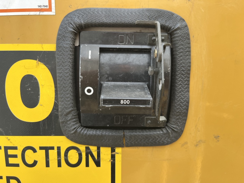 500 KW Caterpillar #3456, diesel generator set, 277/480 Volts, 700 hours, 1800 RPM, open skid, 300 gal. - Image 8