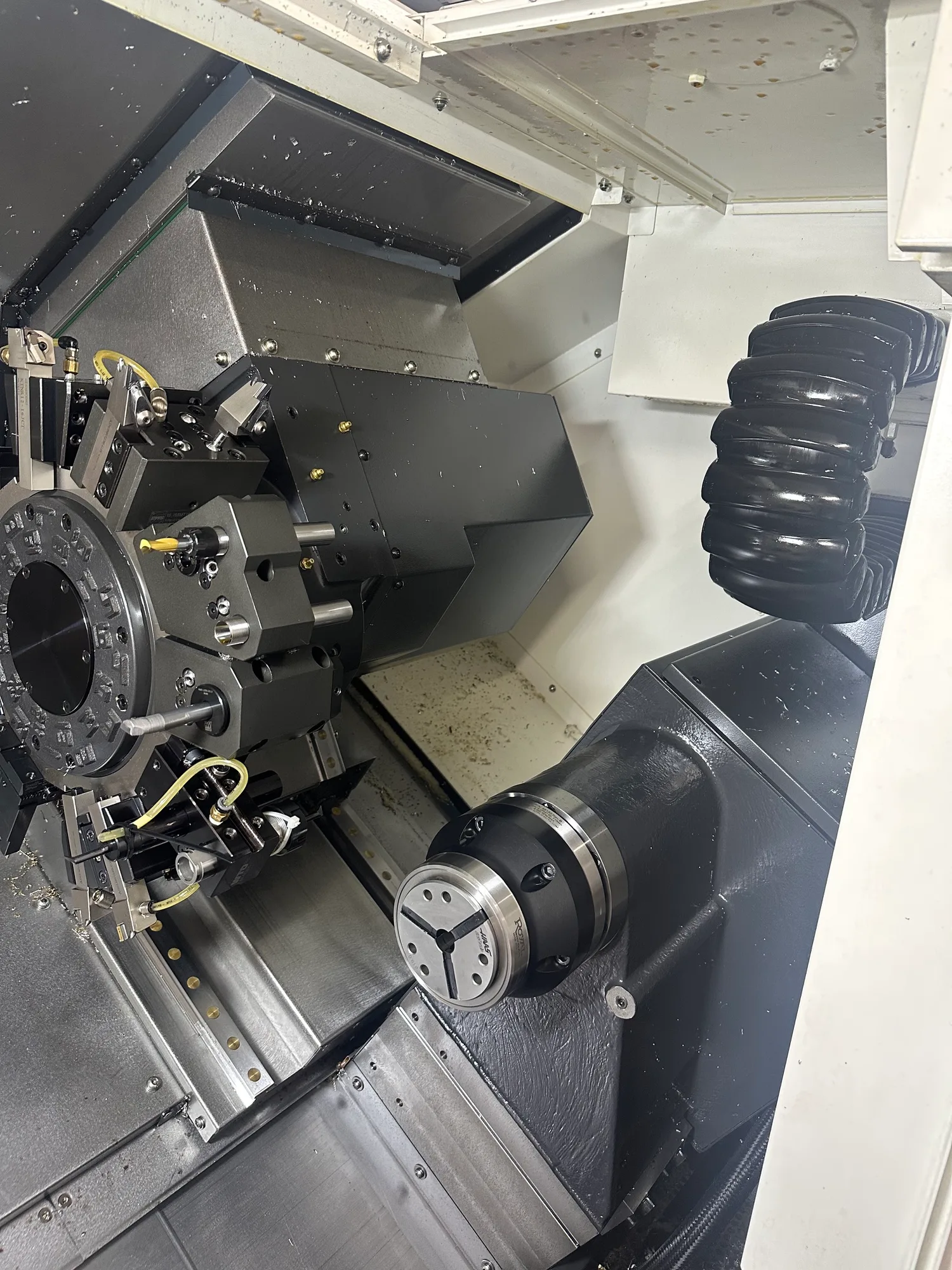 Hyundai Wia #SE2200LSYA, 5-Axis CNC Lathe, 23.6" swing, 22" centers, 11.8" turning diameter, 8" chuck, 2.6" - Image 7