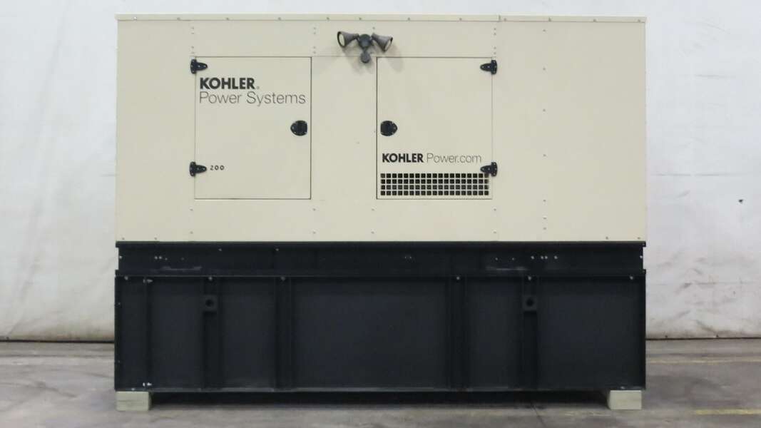 200 KW Kohler #200REOZJF, diesel generator set, 277/480 Volts, 108 hours, 315 HP @ 1800 RPM, John Deere - Image 1