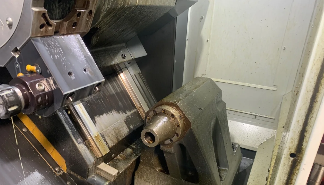 Haas #ST-20Y, CNC Lathe, 31.7" swing, 8" chuck, 2" bar, 12" turning diameter, 21" centers, 20 HP, 4000 RPM - Image 6