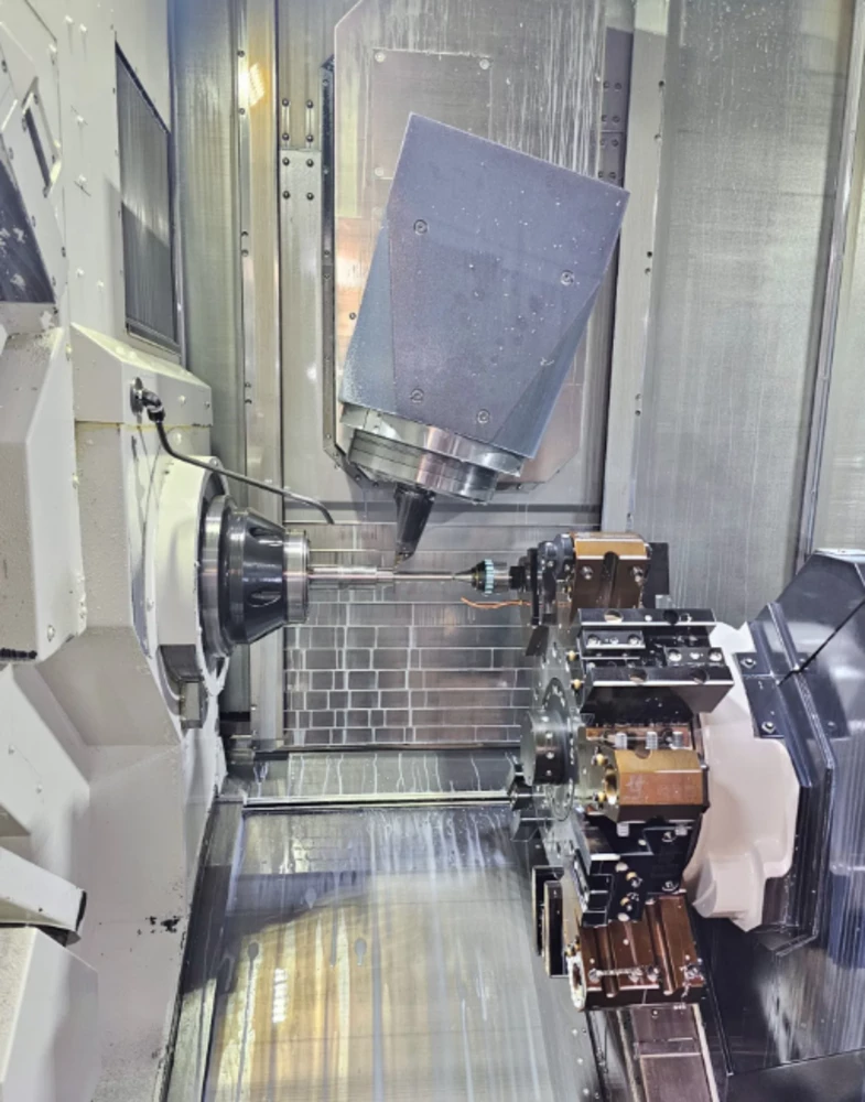 Okuma #Multus-U30002SW/1500, CNC Lathe, 25.39" X, 9.84" Y, 62.99" Z, 25.5" swing, 10" chuck, 59" centers - Image 4