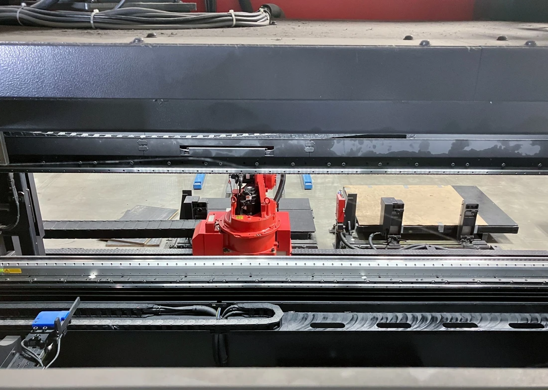 100 Ton, Amada #HG1003ARS, CNC Press Brake, 10' bed length, 106.3" between housing, 9.8" stroke, 1.7' throat - Image 10