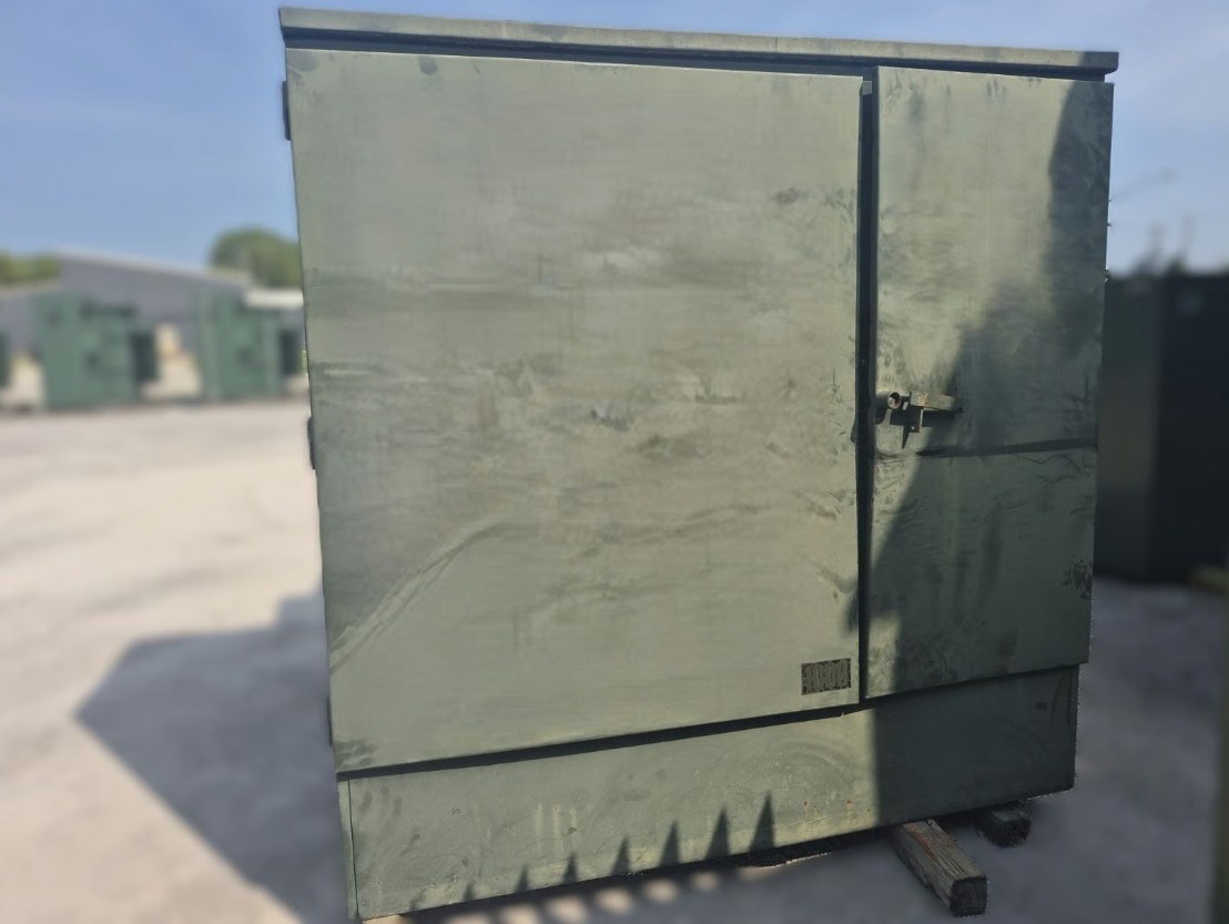 1000 KVA 12470 Delta Primary, 480Y/277 Secondary, Southeastern, 3PH Padmount Transformer, 2014 - Image 1