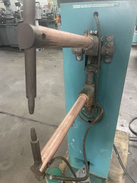 10 KVA Western Arctronics, Rocker Arm Spot Welder, 24" arms, water cooled, foot operated - Image 4