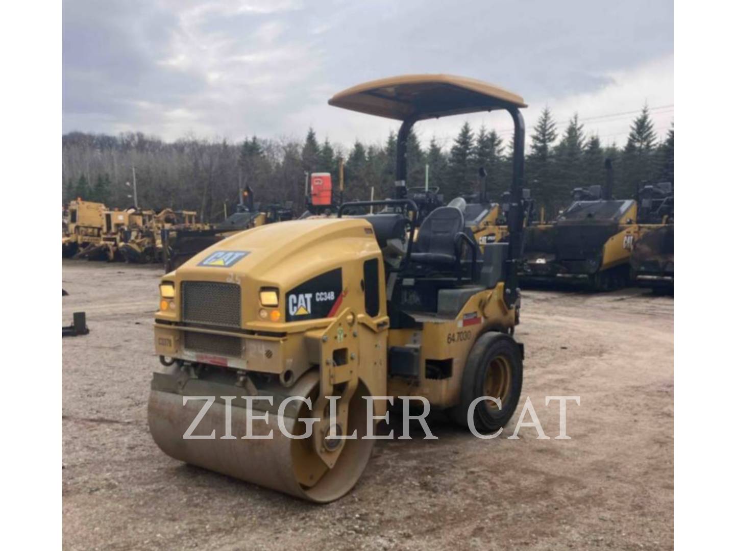 Caterpillar CC34B, Compactor, 1035 hours, S/N: CC300298, 2019 - Image 1