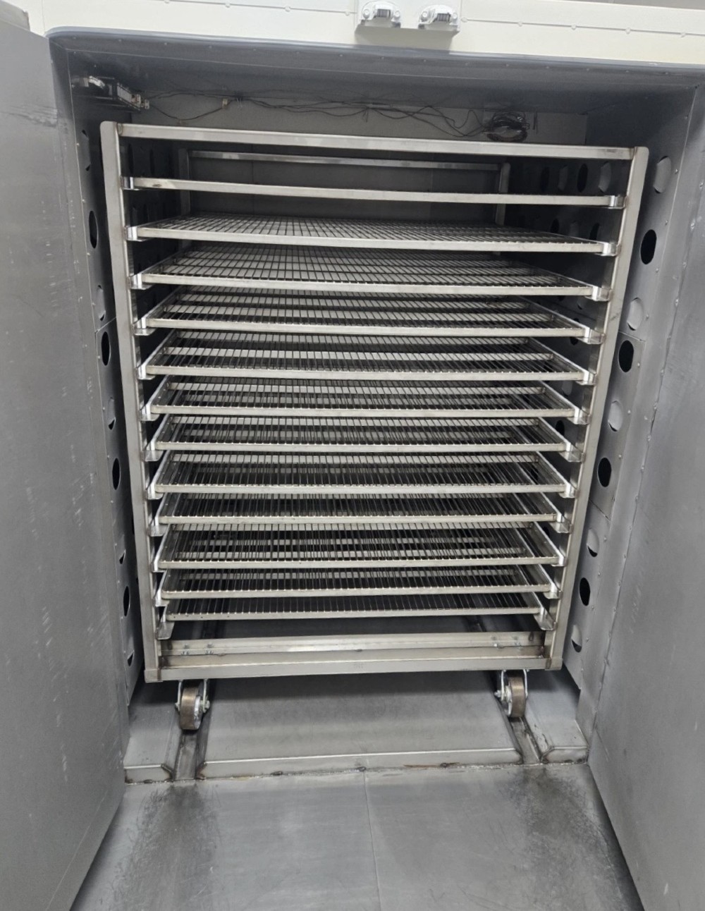 48" width x 60" H x 48" L Grieve #TBH-550, Electric, 550°F, Stainless Steel w/ Cart, like new - Image 2