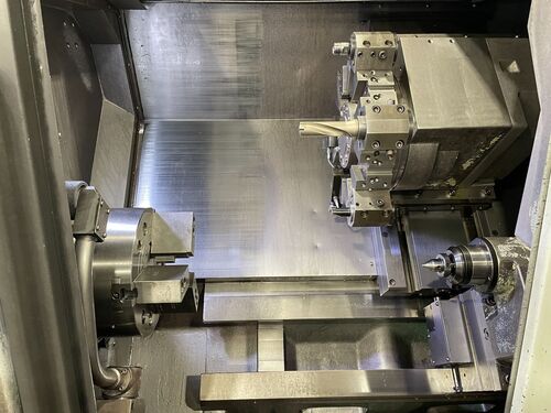 Daewoo Doosan #Puma-300C, CNC lathe, 22.4" swing, 12" chuck, 27.8" centers, 4" bar, 4.5" bore, 15.7" - Image 2