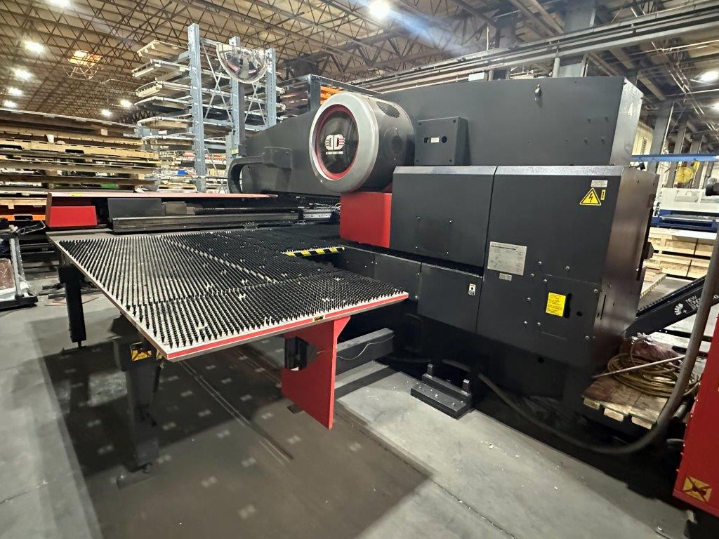 22 Ton, Amada #EM-2510NT, servo driven turret punch, 50" x 196" sheet, 2006 - Image 4
