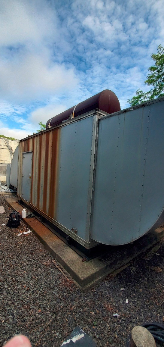 800 KW Spectrum, standby diesel generator set, 277/480 Volts, 3-phase, 1232 HP Detroit Diesel 16V92 engine - Image 1