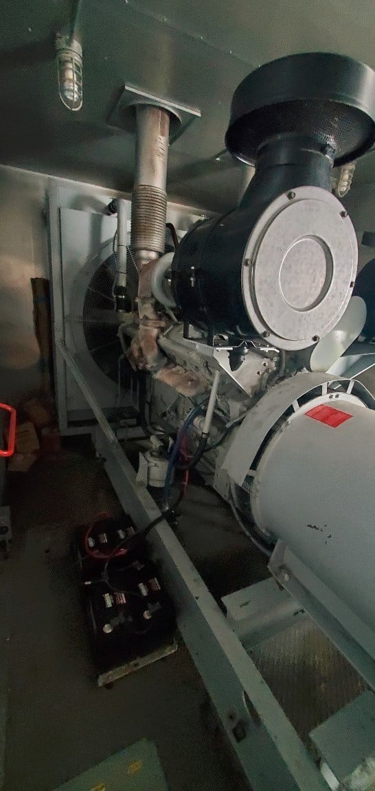 800 KW Spectrum, standby diesel generator set, 277/480 Volts, 3-phase, 1232 HP Detroit Diesel 16V92 engine - Image 7