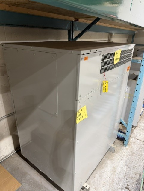 450 kVA, 410 Delta, 208Y / 120V Isolation Hammond Manufacturing, 3-Ph Dry Transformer - Image 2