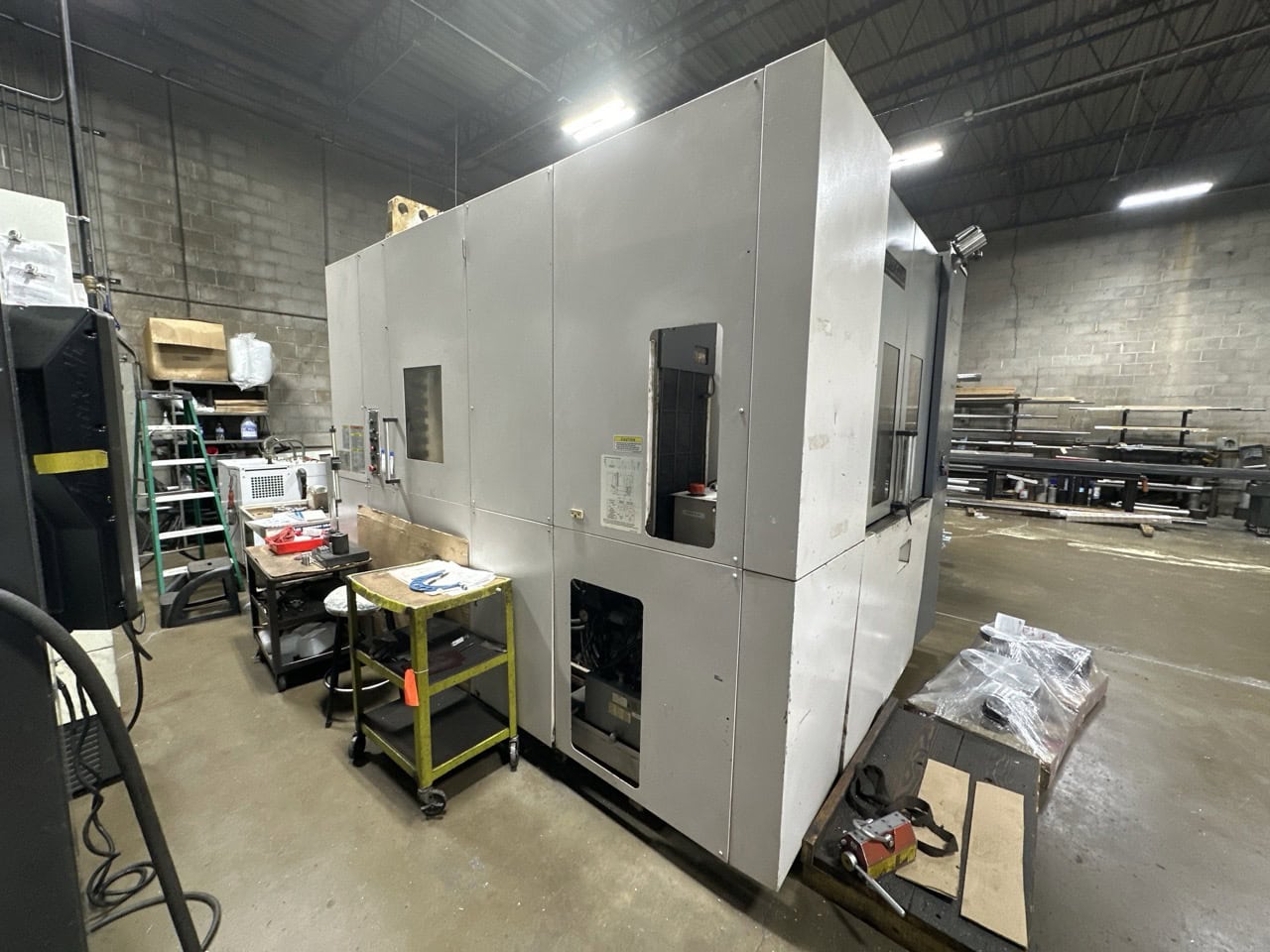 Okuma #MB-5000H, Horizontal Machining Center, 60 automatic tool changer, 30.7" X, 31.5" Y, 32.3" Z, 15,000 - Image 6