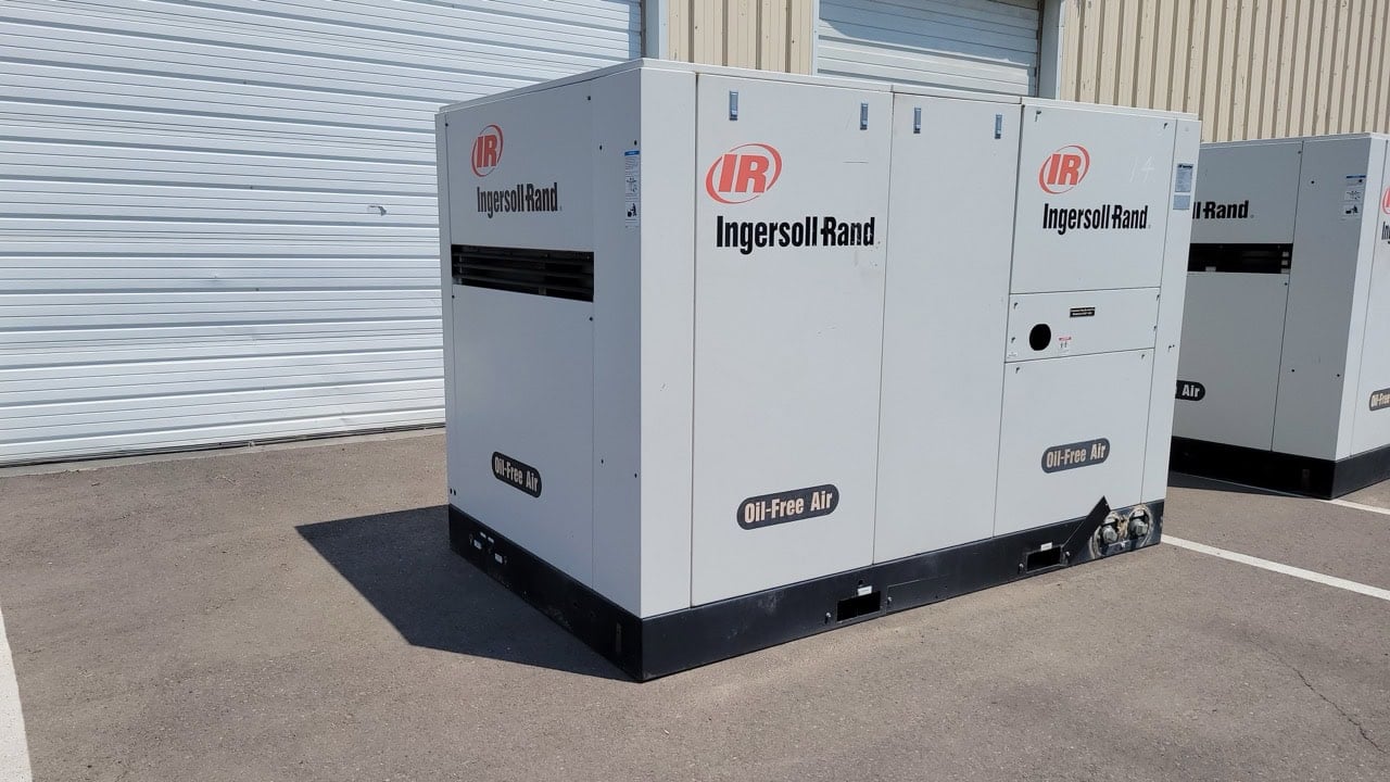 855 CFM, 125 PSI, Ingersoll-Rand #Sierra-H200, Oil-Free Rotary Screw Air Compressor, 200 HP, 460 V., 2001 - Image 1