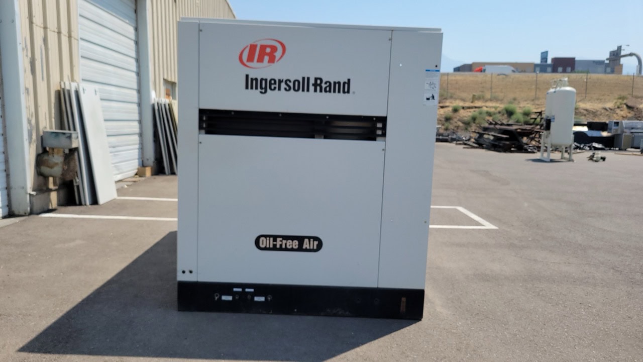 855 CFM, 125 PSI, Ingersoll-Rand #Sierra-H200, Oil-Free Rotary Screw Air Compressor, 200 HP, 460 V., 2001 - Image 4