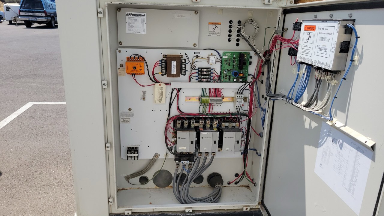 855 CFM, 125 PSI, Ingersoll-Rand #Sierra-H200, Oil-Free Rotary Screw Air Compressor, 200 HP, 460 V., 2001 - Image 7