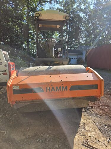 Hamm #H7i, Vibratory Single Drum Smooth Roller, 66" Drum, 73 HP Kubota Diesel, 1,872.5 Hours, 2017 - Image 2