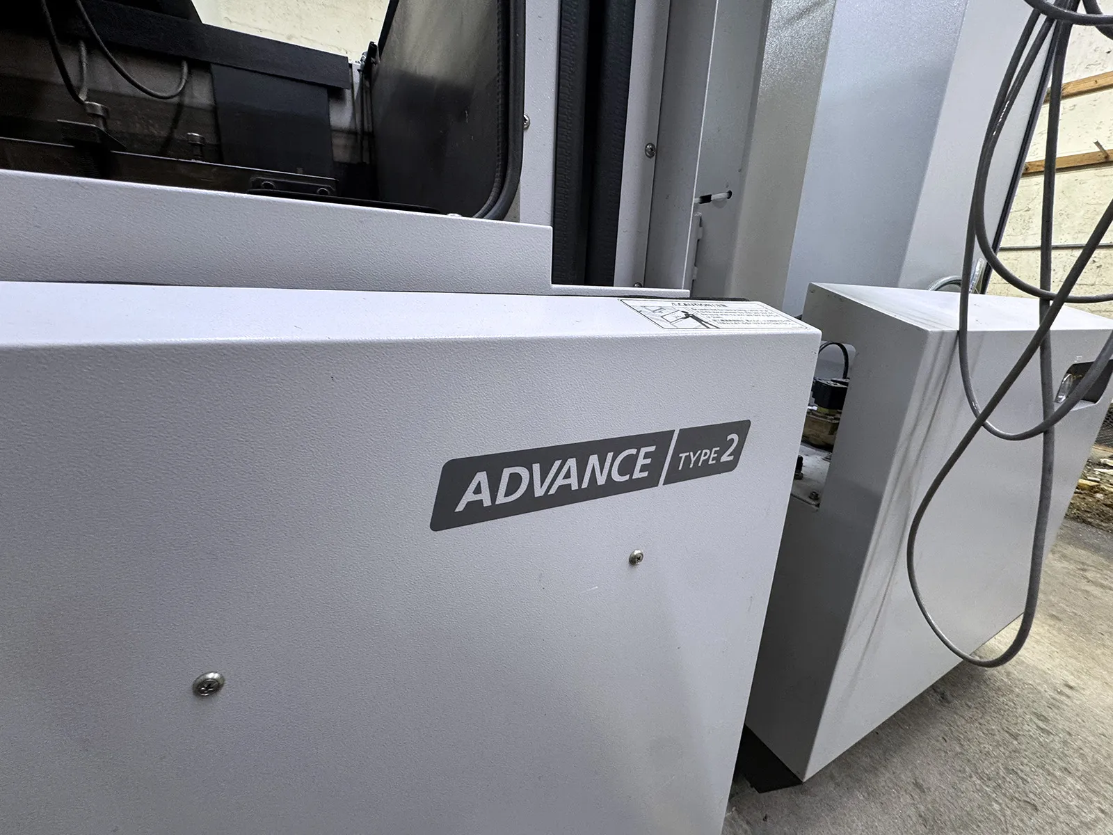 Mitsubishi #MV2400S, Advance Type 2, wire Electrical Discharge Machine, 4-Axis, 23.6" X, 15.7" Y, 11.8" Z - Image 3